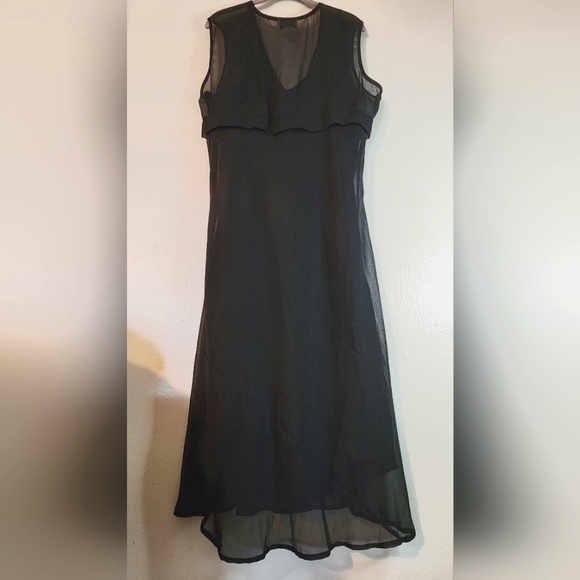 Black Formal/ Party/ Cocktail Dress - Picture 5 of 7